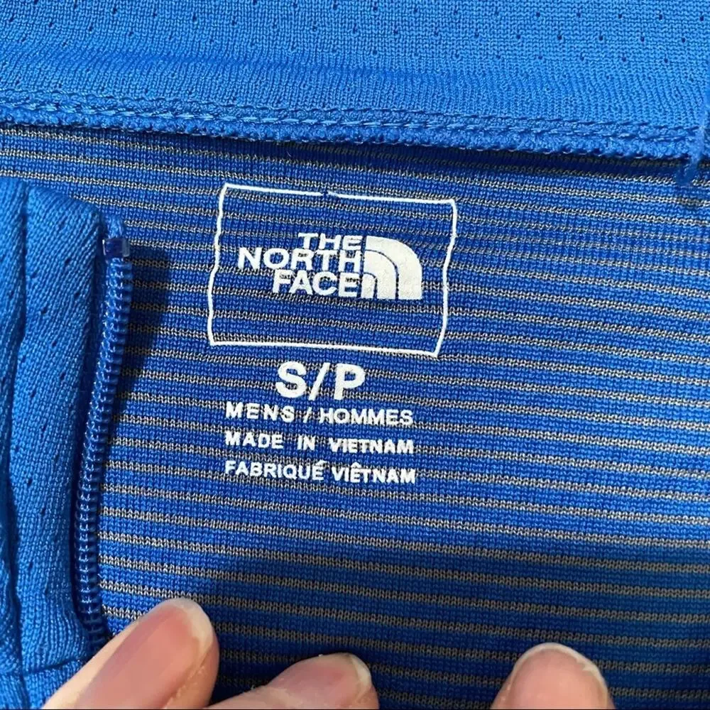 The North Face Blue Mens Quarter Zip Pullover Sweater S Long Sleeve Base Layer